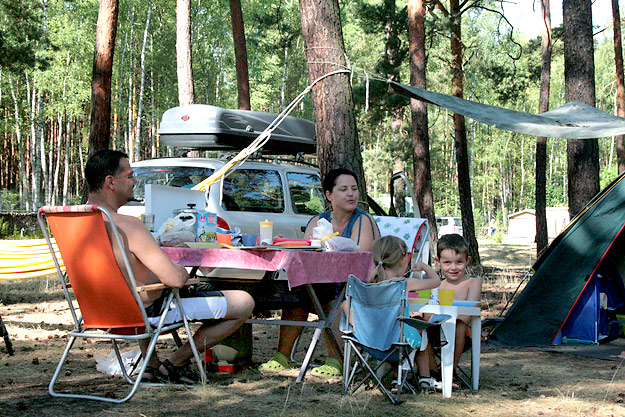 Family vacation at the campsite